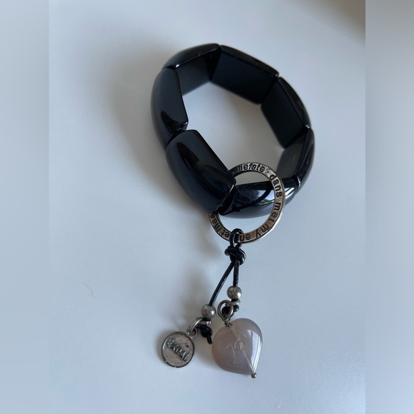 ☀️3/15$ NWOT Large Stretchy Bangle Bracelet with Charm - Picture 3 of 4